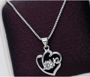 freebies2deals-lovenecklace