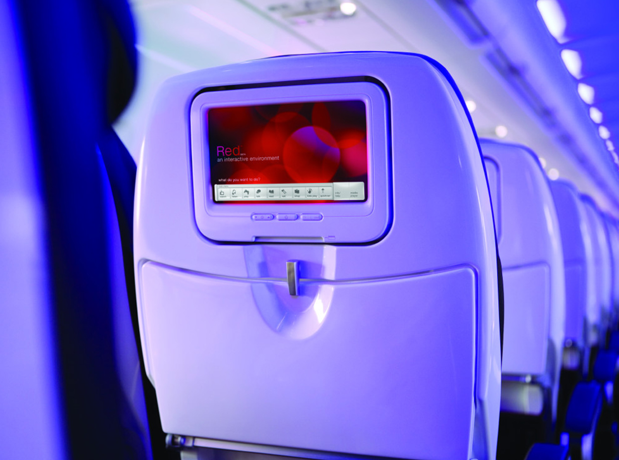 main-cabin-1248x928-IFE