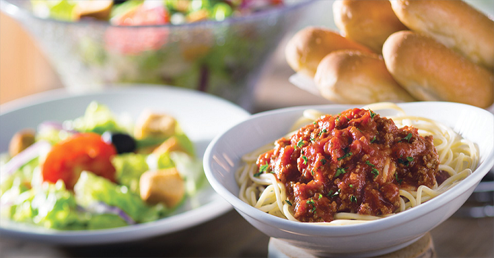 olive-garden-pasta-soup-salad-breadsticks