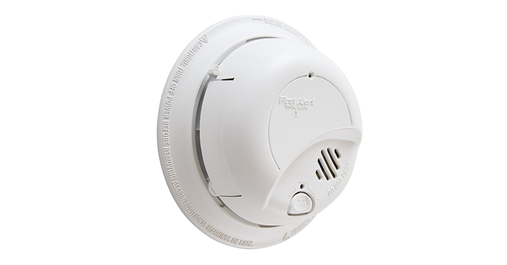 First Alert BRK 9120B Hardwired Smoke Alarm with Battery Backup – Just ...