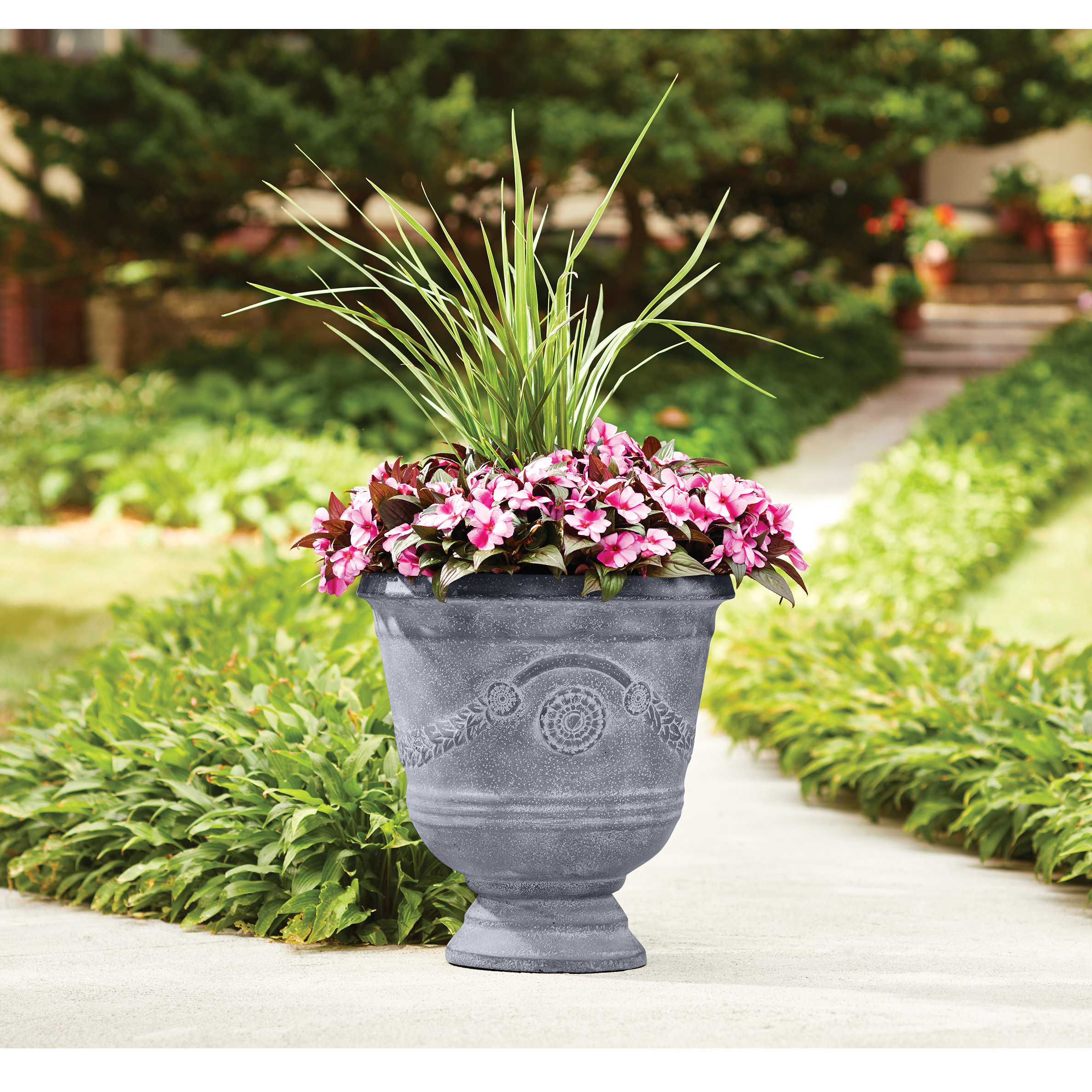 Better Homes And Gardens Greythorne 17in Outdoor Planter Set Of 2